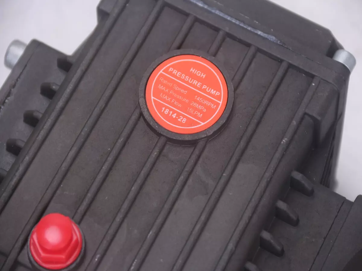 bomba de émbolo triplex pe200