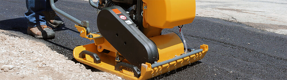 Plate-tamper-work-on-asphalt.jpg