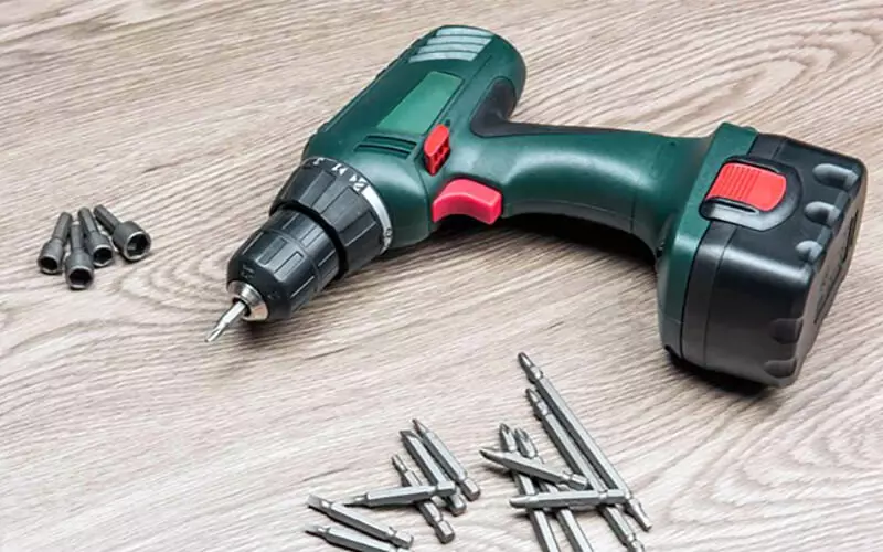 handheld-cordless-drill.jpg