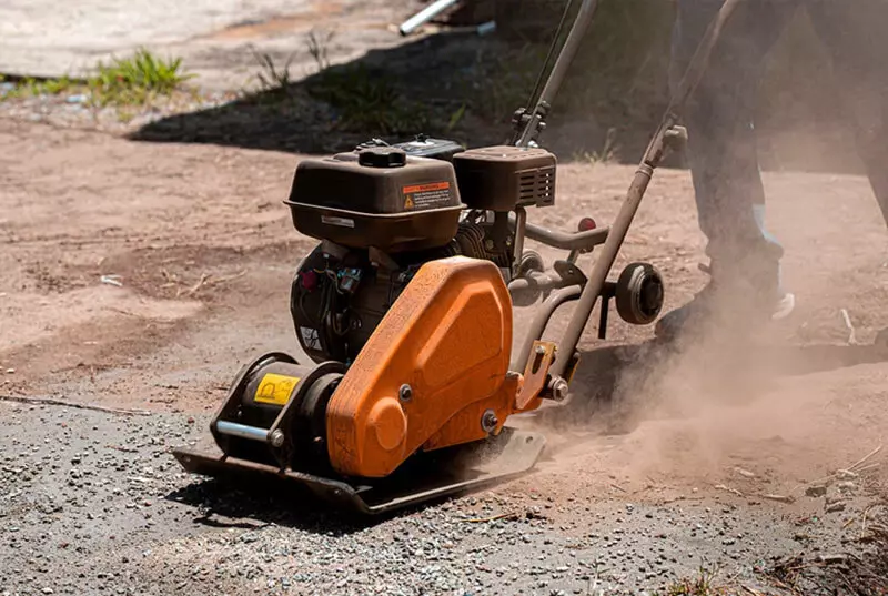 plate-compactor-for-driveway.jpg
