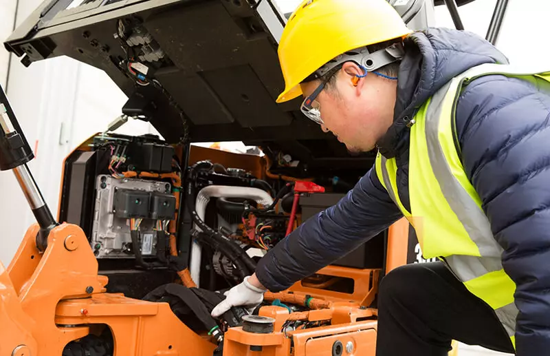 regular-maintenance-for-mini-excavator.jpg