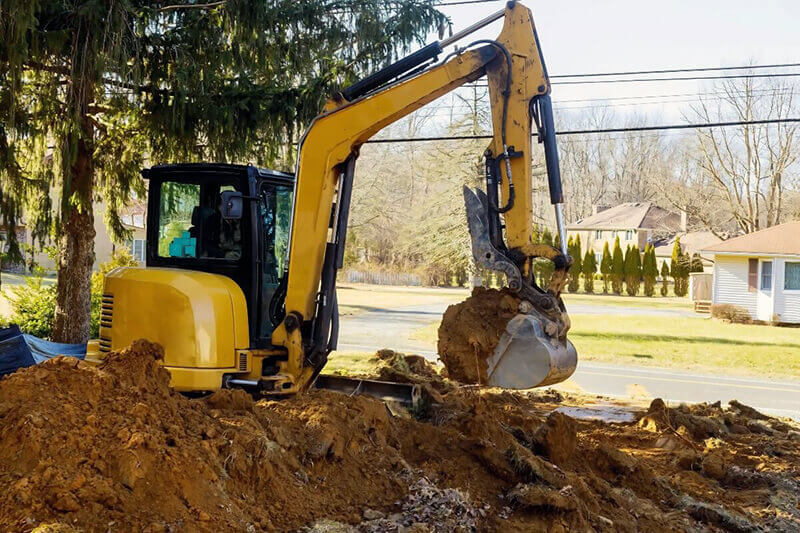 how-to-choose-mini-excavators.jpg