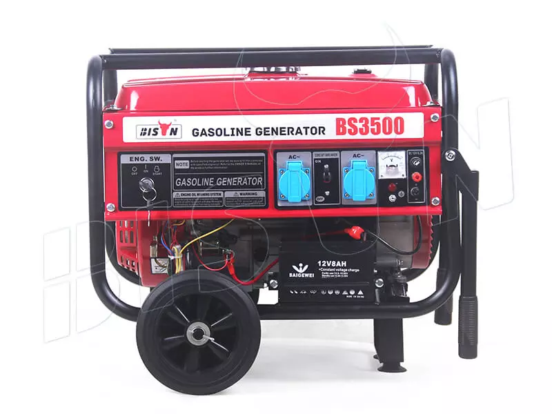 generatore di benzina con avviamento a strappo